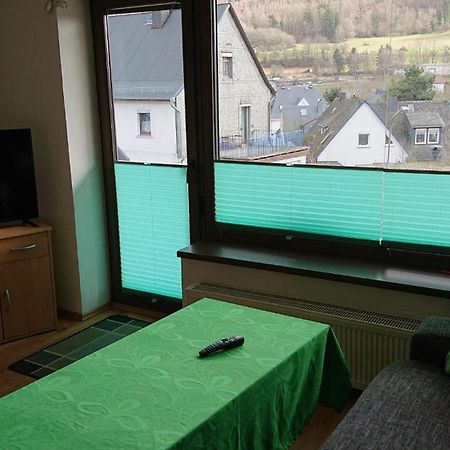 Ferienwohnung Angelburg - Marburg Biedenkopf Mit Balkon Und Badewanne Gonnern Экстерьер фото